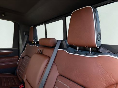 New 2026 GMC Sierra 3500 Denali Ultimate image 24