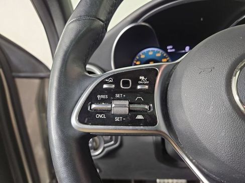 Used 2021 Mercedes-Benz GLC 300 4MATIC image 22