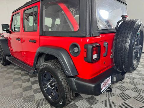 Used 2018 Jeep Wrangler Unlimited Sport image 25