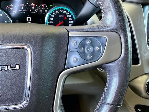 Used 2020 GMC Yukon XL Denali w/ Open Road Package AWD/4WD image 25