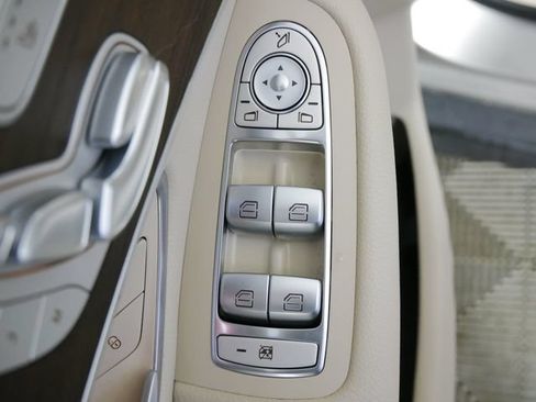 Used 2022 Mercedes-Benz GLC 300 4MATIC image 20