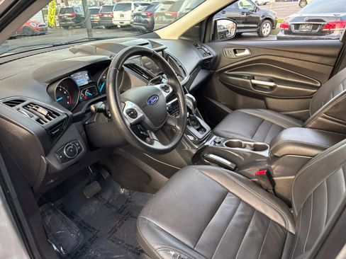 Used 2015 Ford Escape Titanium w/ Equipment Group 301A image 18