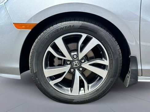 Certified 2021 Honda Odyssey Touring image 11