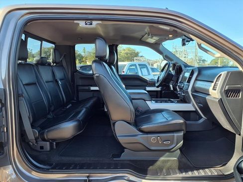 Used 2019 Ford F250 Lariat w/ Lariat Value Package image 17