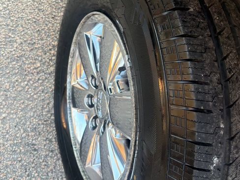 Used 2012 GMC Sierra 1500 SLT w/ SLT Convenience Package image 46