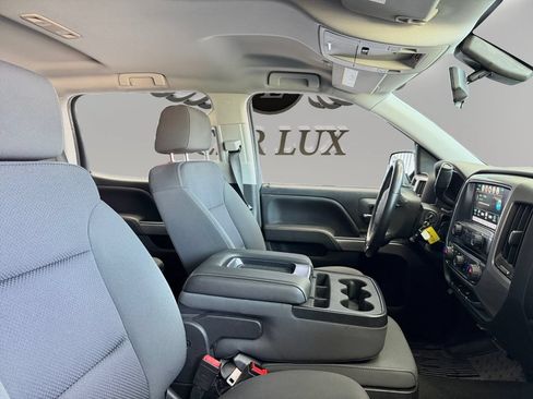 Used 2018 Chevrolet Silverado 1500 LT w/ LT Eassist Package RWD image 15