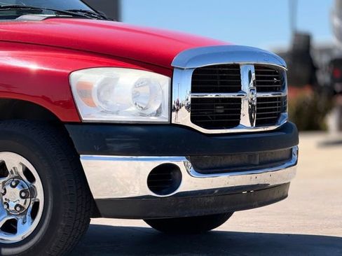 Used 2008 Dodge Ram 1500 Truck ST image 8