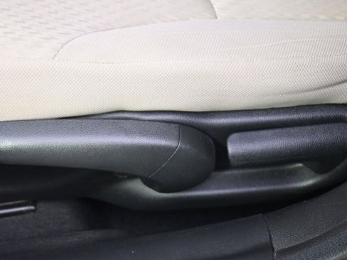 Used 2014 Honda Civic LX image 11