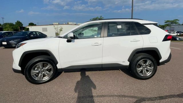 Used 2025 Toyota RAV4 XLE AWD/4WD image 5
