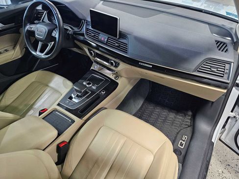 Used 2019 Audi Q5 2.0T Premium Plus w/ Premium Plus Package image 11