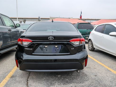 Used 2022 Toyota Corolla LE FWD image 8
