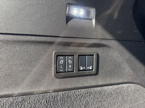 Used 2025 Cadillac Escalade IQ Sport 1 image 36