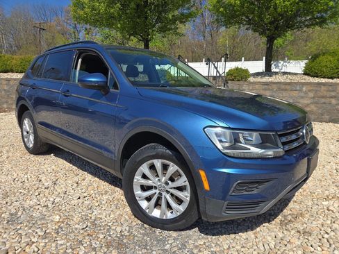 Used 2019 Volkswagen Tiguan S w/ Driver Assistance Package AWD/4WD image 34