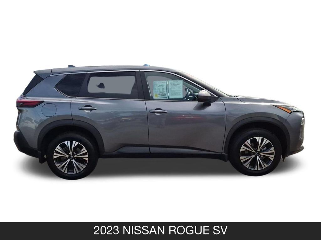 Used 2023 Nissan Rogue SV FWD image 5