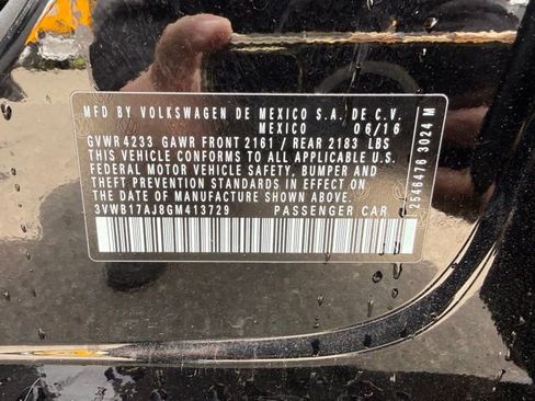 Used 2016 Volkswagen Jetta Sport w/ Lighting Package FWD image 14