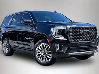 Used 2023 GMC Yukon Denali Ultimate w/ LPO, Floor Liner Package AWD/4WD video 1