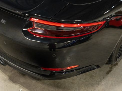 Used 2019 Porsche 911 Carrera 4 GTS image 23