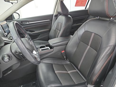 Certified 2023 Nissan Altima 2.5 SR image 14