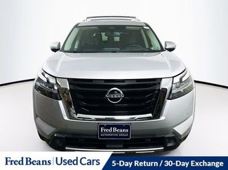 Used 2022 Nissan Pathfinder Platinum w/ Cargo Package video 2