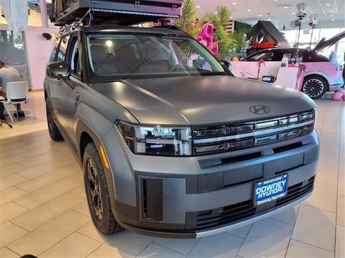 Used 2025 Hyundai Santa Fe XRT image 3