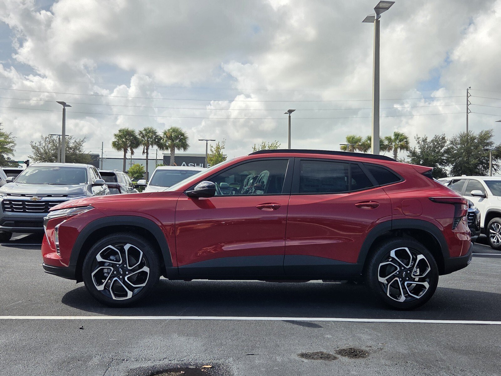 New 2026 Chevrolet Trax RS w/ Driver Confidence Package FWD image 3