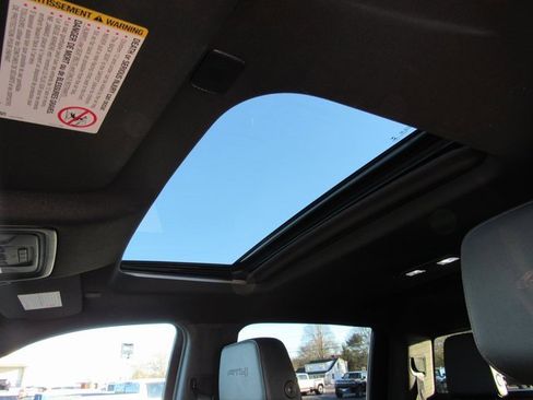 Used 2021 GMC Sierra 2500 AT4 w/ AT4 Premium Plus Package image 27