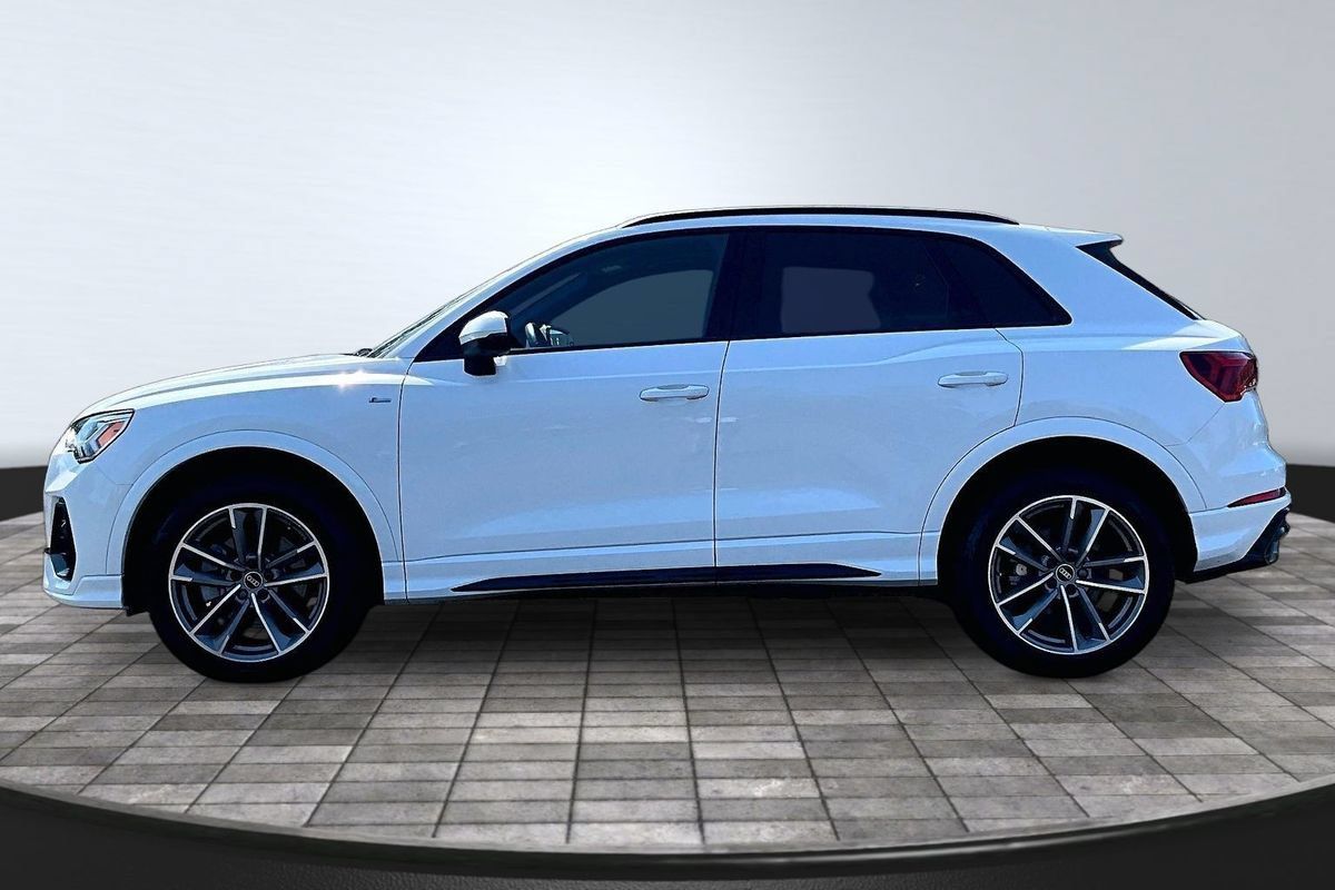 Used 2022 Audi Q3 2.0T Premium Plus AWD/4WD image 4