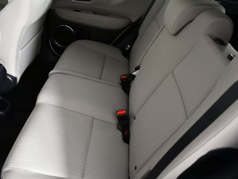 Used 2018 Honda HR-V EX image 46