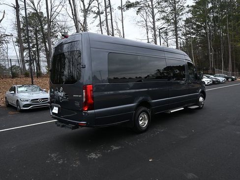 Used 2022 Mercedes-Benz Sprinter 3500 image 26