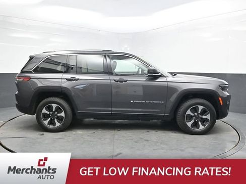 Used 2023 Jeep Grand Cherokee 4WD 4xe image 9