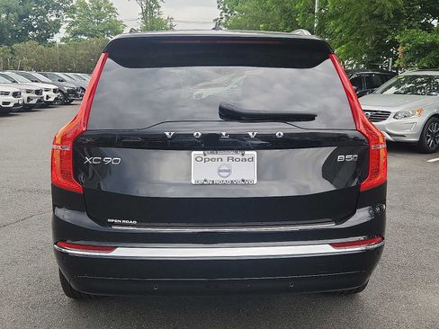 Certified 2024 Volvo XC90 B5 Plus w/ Protection Package Premier AWD/4WD image 5