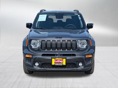 Used 2023 Jeep Renegade Altitude w/ Sun/Sound Group AWD/4WD image 2