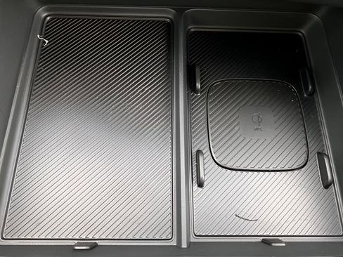 New 2026 Kia Carnival SX w/ SX Dark Edition Package image 28