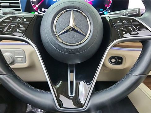 Used 2024 Mercedes-Benz GLE 350 4MATIC image 39