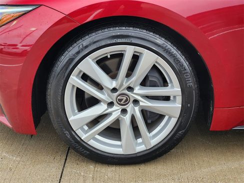 Used 2022 Lexus IS 300 w/ Comfort Package image 9