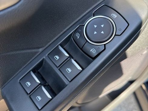 Used 2022 Ford Escape SE w/ Convenience Package image 7