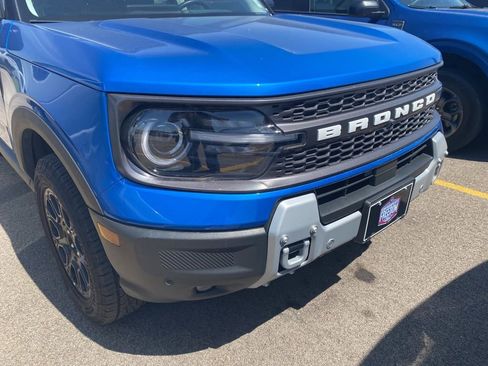 Used 2025 Ford Bronco Sport Badlands AWD/4WD image 4