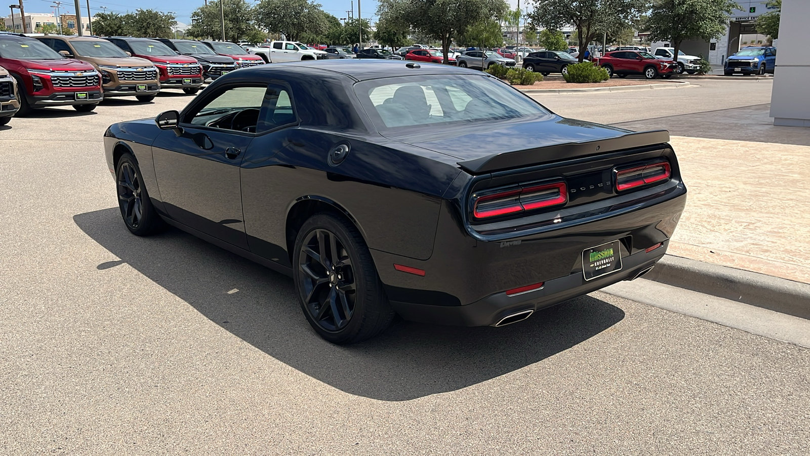 Used 2022 Dodge Challenger SXT w/ Blacktop Package RWD image 6