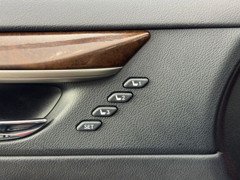 Used 2016 Lexus ES 350 Premium w/ Navigation System Package image 16