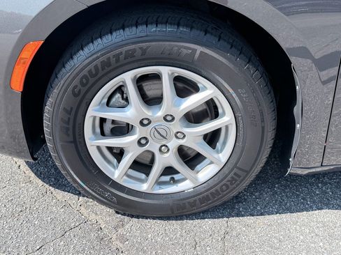 Used 2022 Chrysler Pacifica Touring-L FWD image 34