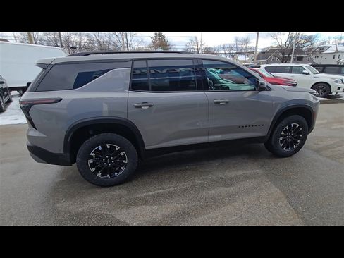 New 2026 Chevrolet Traverse Z71 w/ Enhanced Driving Package image 9