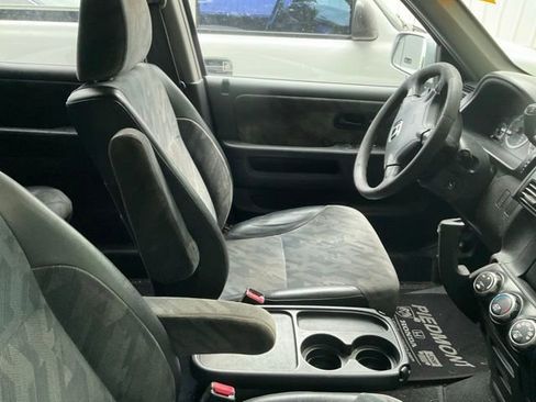 Used 2004 Honda CR-V EX image 4