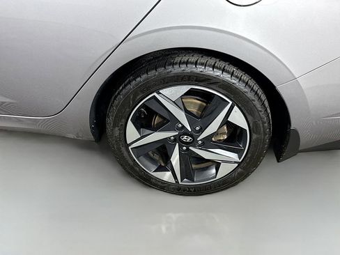 Certified 2023 Hyundai Elantra SEL w/ Convenience Package image 34