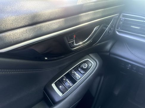 Used 2020 Subaru Outback Limited image 39