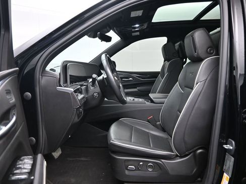 Used 2023 Cadillac Escalade Sport w/ Touring Package image 25