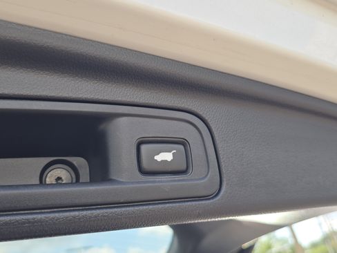 Used 2020 Honda Pilot EX-L image 11