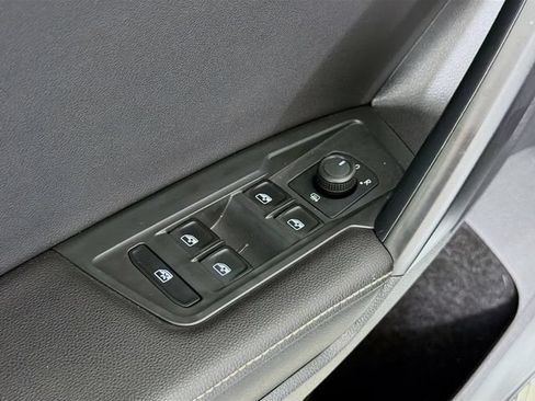 Used 2024 Volkswagen Tiguan S FWD image 18