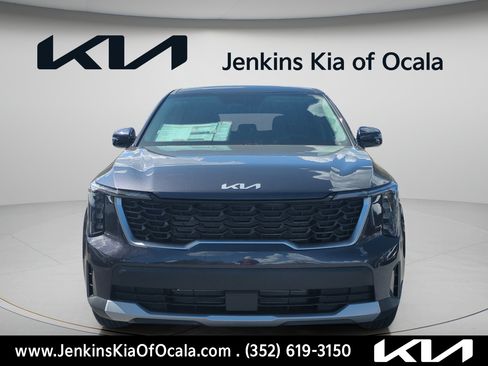 New 2026 Kia Sorento LX FWD image 7