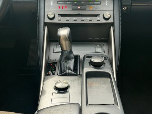 Used 2019 Lexus IS 300 w/ Premium Package RWD image 28