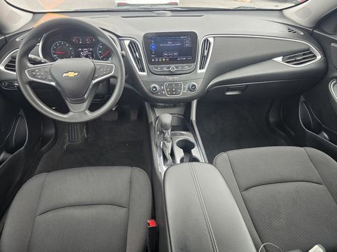 Used 2024 Chevrolet Malibu LT FWD image 16